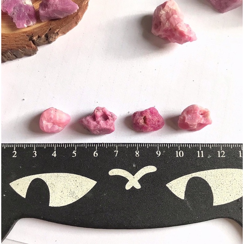 Viên Ruby hồng tím sưu tầm, làm handmade, thanh tẩy bài tarot