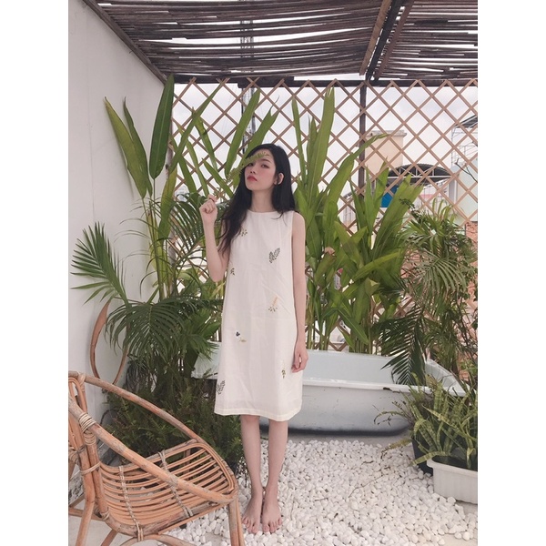Tiệm Tana - Đầm Jun Trắng