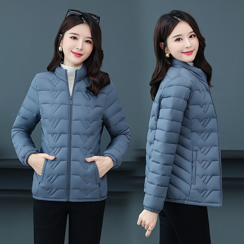 Áo Khoác Phao Đệm Mút Mỏng Nhẹ Dáng Ngắn Cỡ Lớn Phong Cách Hàn Quốc Thời Trang Mùa Đông Hàng Mới 2022 Dành Cho Bạn Nữ
