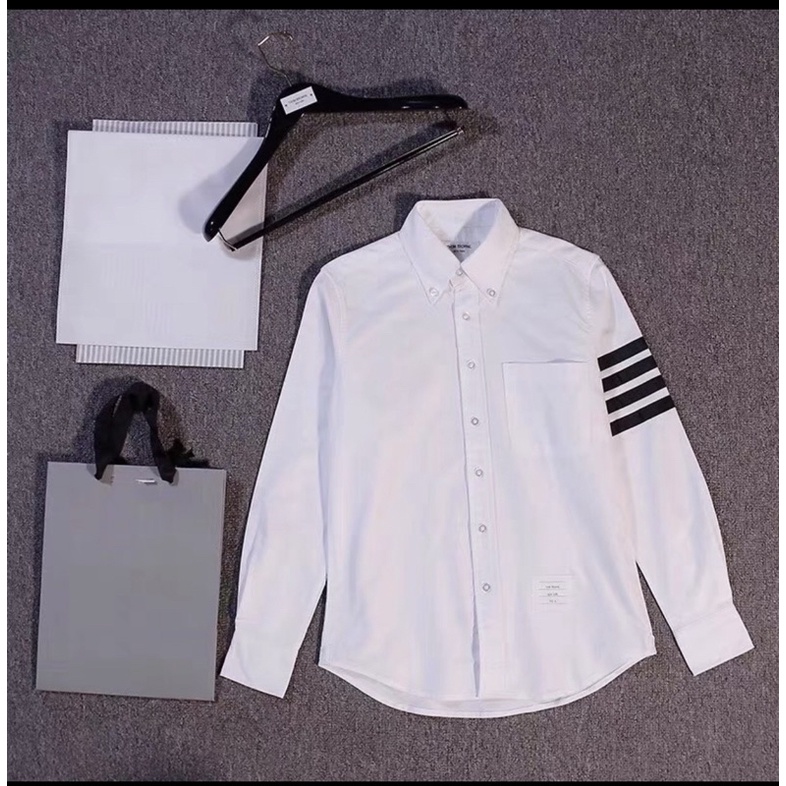 Áo sơ mi Thom browne trắng viền 4 sọc đen