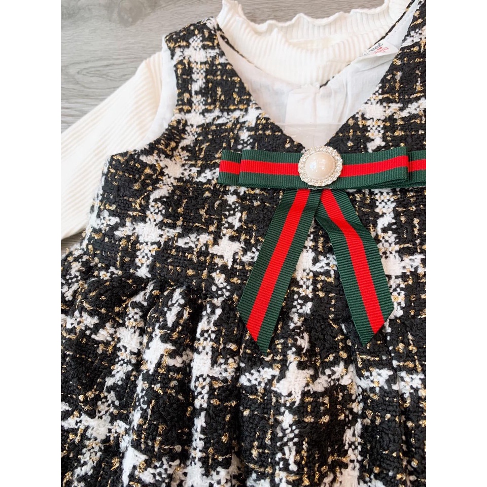 Váy dạ hàn quốc kẻ đen trắng sang chảnh cho bé gái từ 8 đến 25kg