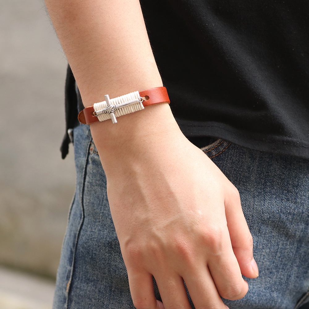 Vòng tay Công Giáo da bò