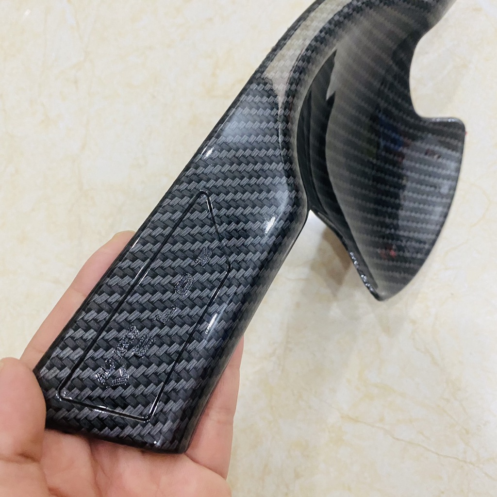 Ốp tay nắm, hõm cửa CARBON xe Toyota Veloz 2022-2023 vân cacbon cao cấp