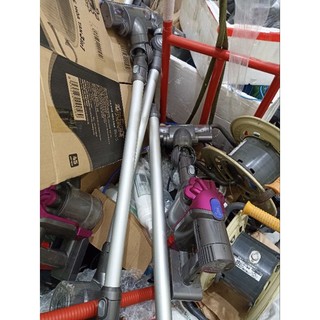 máy hút bụi dyson