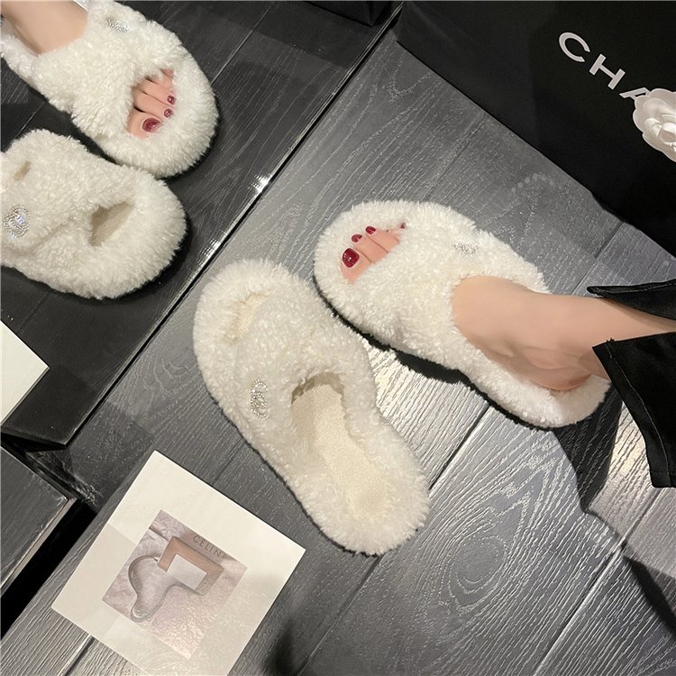Dép Đế Bằng Quai Chéo Phối Lông Thiết Kế Mới Thời Trang Dành Cho Mùa Đông 2