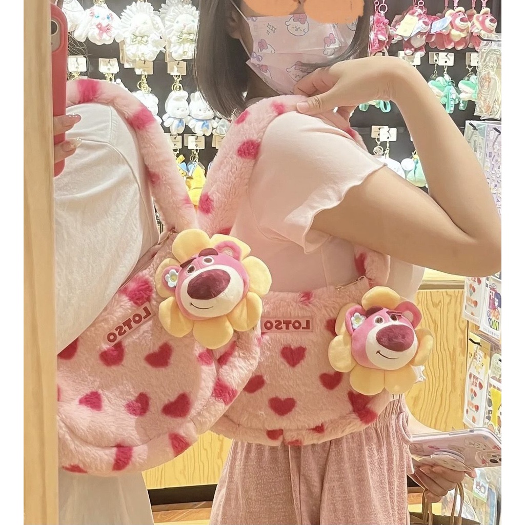 Túi Xách Lông Xù Màu Sắc Tương Phản Họa Tiết Gấu Dâu Tây Đáng Yêu