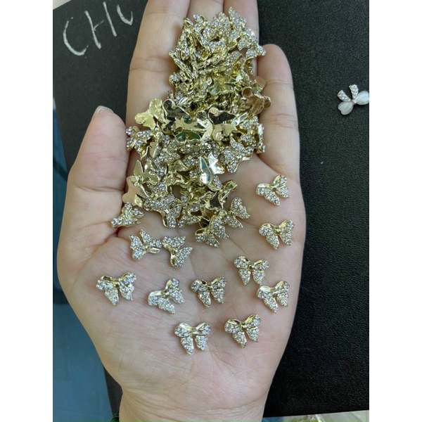 Charm nơ nail quốc dân - giá mềm