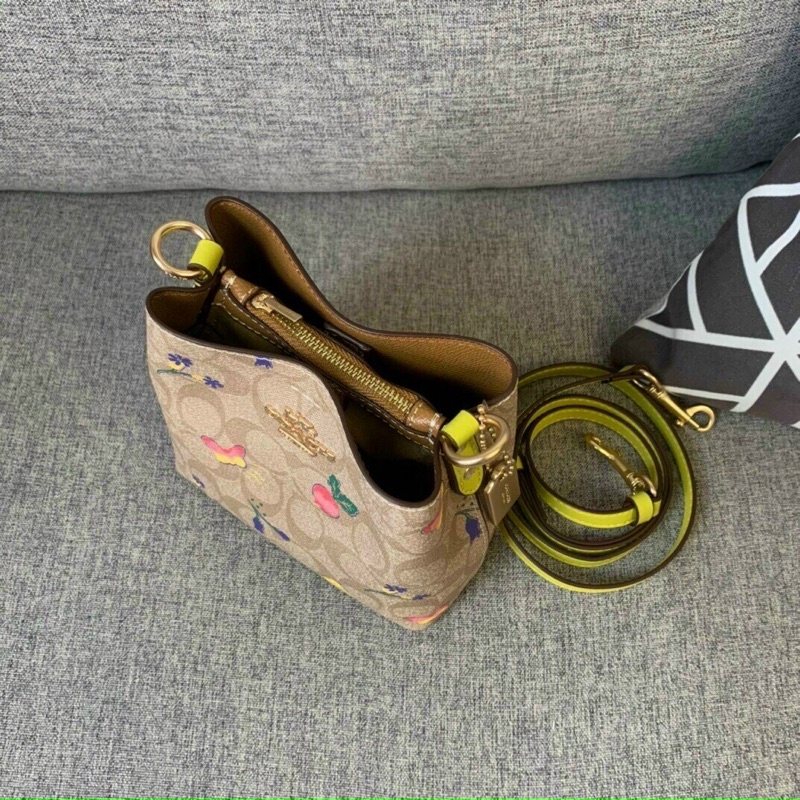 COA**CH Mini Town Bucket Bag In Signature Canvas With Dreamy Veggie Printy C7266  -Size mini 16x16x8cm.