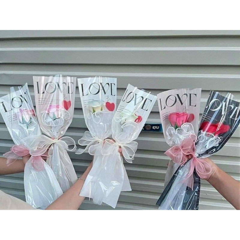 Túi đựng hoa chữ Love bịch 20 cái