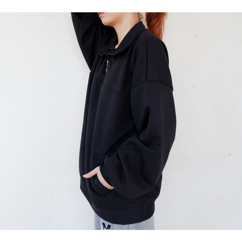 Áo polo nỉ tay dài, cổ cao, khóa kéo dạng khuyên