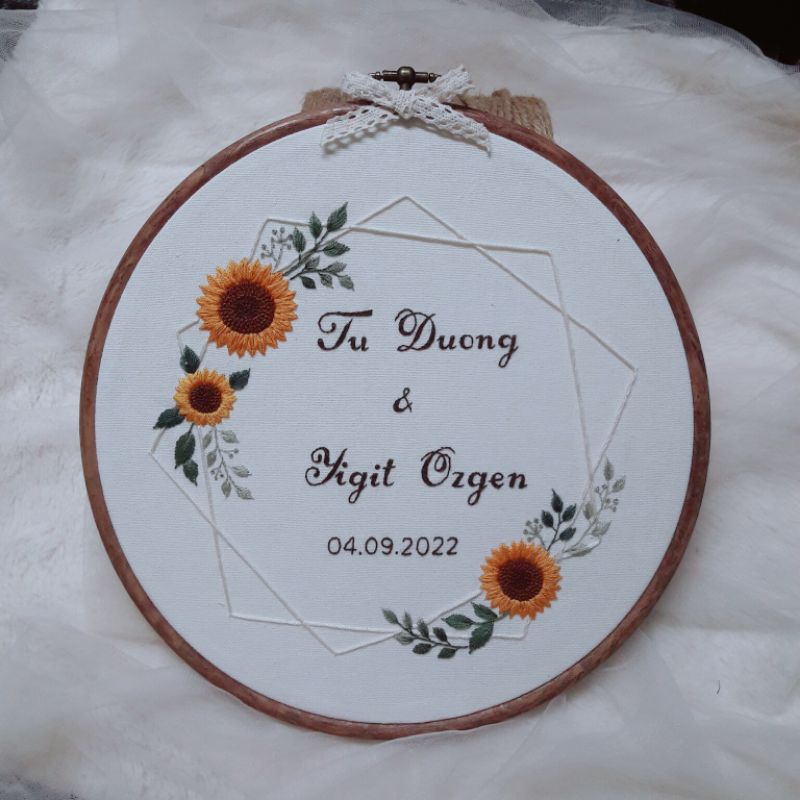 Tranh thêu tay trang trí tiệc cưới/ Tranh thêu tay kỉ niệm