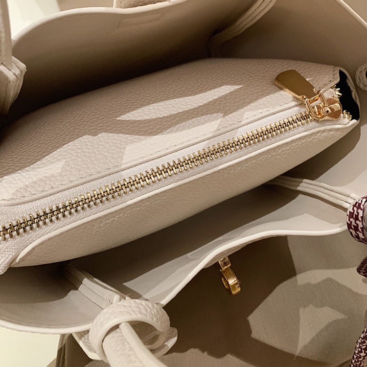 Túi Xách Thiết Kế Mới Cao Cấp Thời Trang Mùa Xuân Hè 2022 Dành Cho Nữ