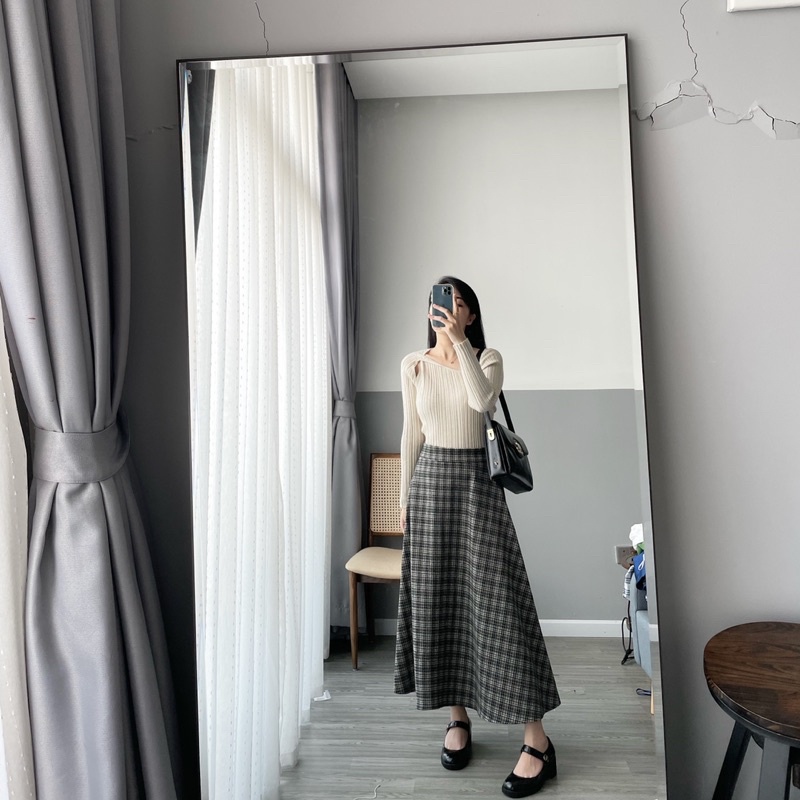 CHÂN VÁY XOÈ KẺ BE