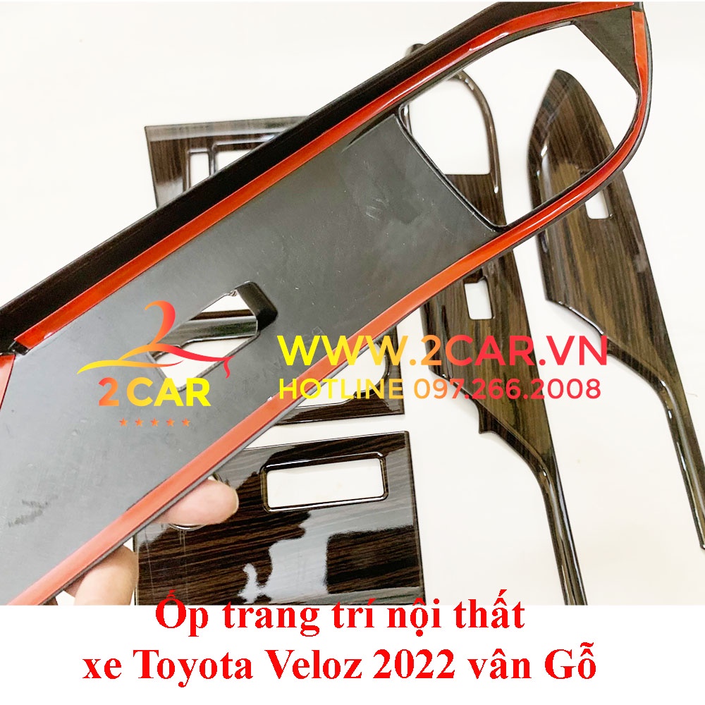 Ốp nội thất vân Gỗ xe Toyota Veloz 2022, 2023 Hàng nhựa bóng cao cấp sang chảnh, độc lạ