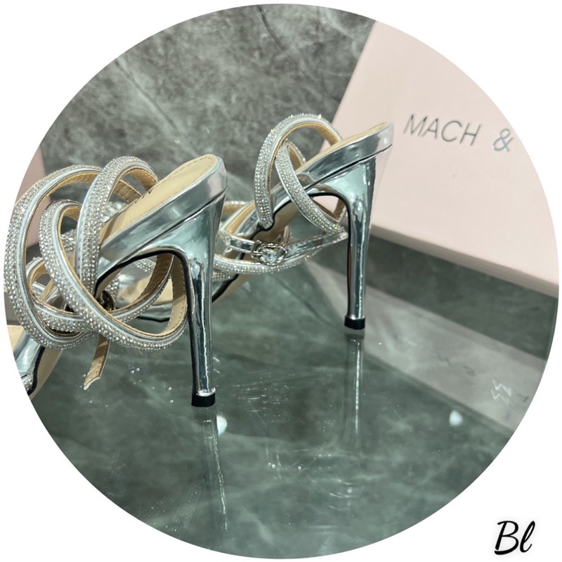 Sandal Nơ Đá Mach&Mach Trắng Đen Mika Full Size 35-39  -  By Anh Dinh Phuong