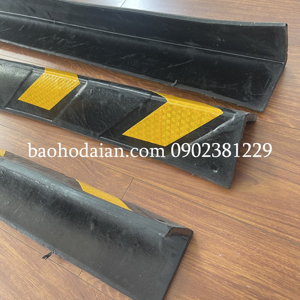Ốp cột cao su phản quang 800mm*100*10mm