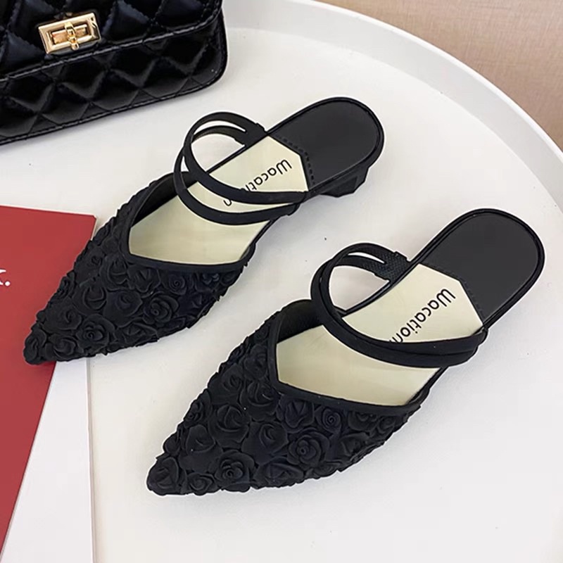 Sandal nữ bít mũi, dép sục cài quai