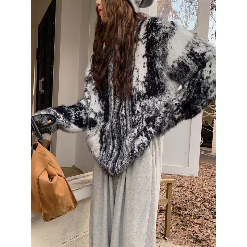 Áo Khoác Cardigan Dệt Kim Dày Dặn Phối Lông Chồn Giả Màu Sắc Retro Thu Đông Cho Cặp Đôi