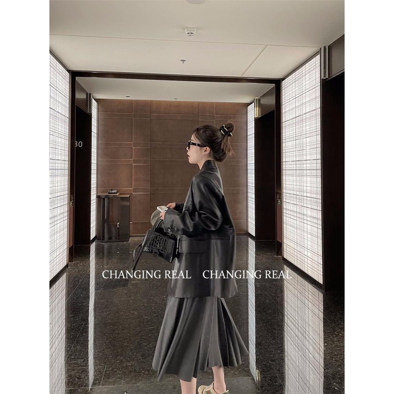 Áo Khoác Vest Da PU Cao Cấp Dáng Rộng Màu Đen Thời Trang Xuân Thu 2022 Cho Nữ