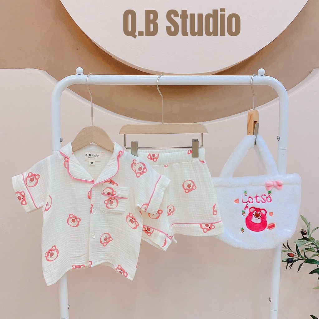 Set gấu hồng quần trắng Q.B Studio