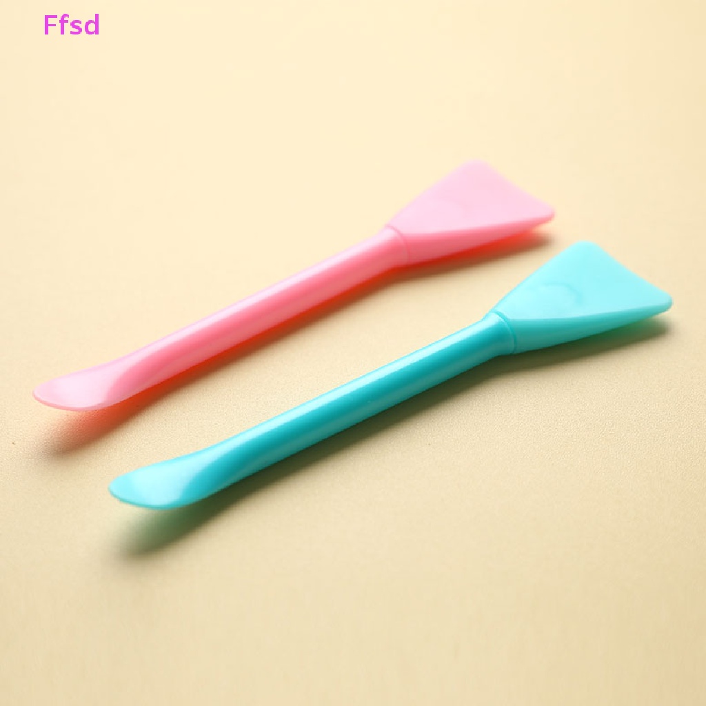 1 Cọ Trang Điểm Bằng Silicon Mềm Chất Lượng Cao