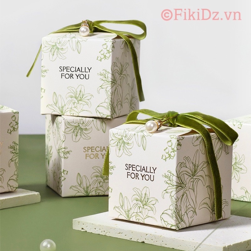 Hộp quà tặng, hộp nến, hộp quà cưới mini hoạ tiết hoa 4 mùa size S