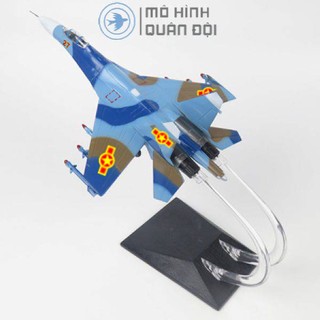 Mô hình máy bay Su-27 Cờ KQVN ABS Dài 31cm