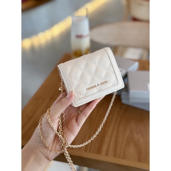 Ví mini da hạt dáng vuông kèm xích đeo chéo