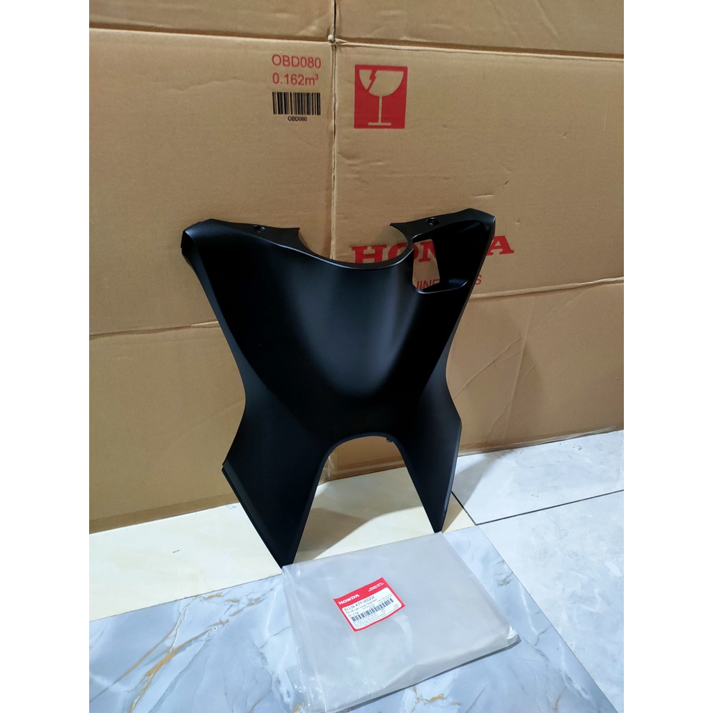 Ốp trên bên trong - ốp ổ khóa HONDA SH 125&150 năm 2016-2019 màu Đen nhám. *NHA76M* 81134K77V00ZW