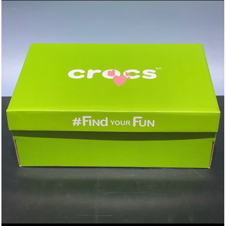 Hộp đựng giày dép Crocss