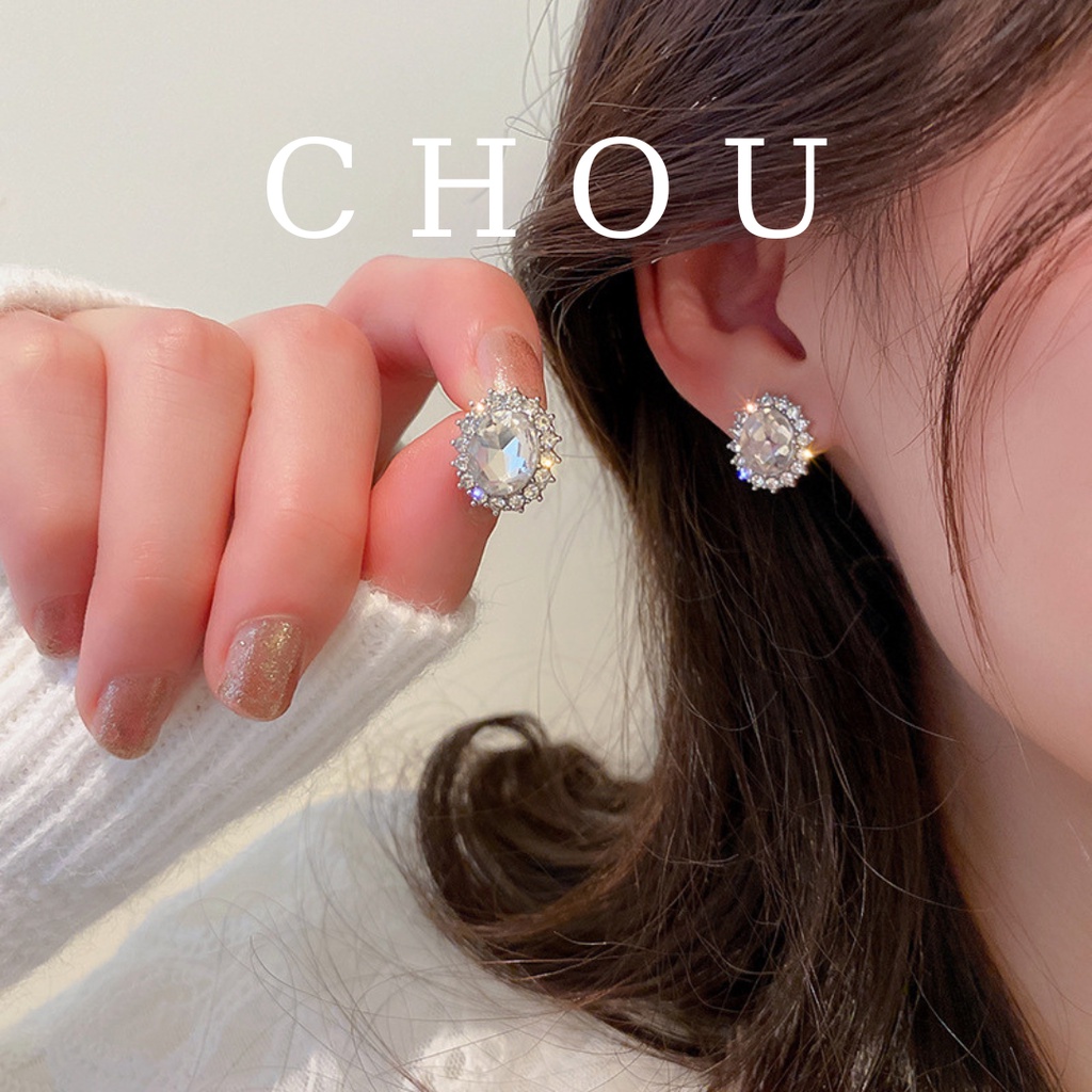 Bông Tai Oval Đính Đá | CHOU ACCESSORIES |