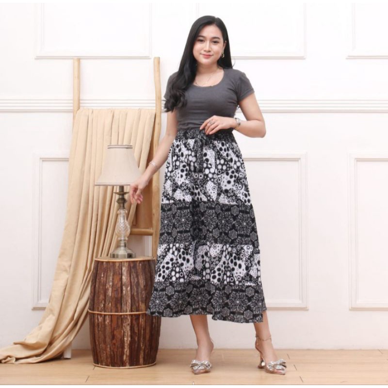 Chân Chân Váy Dài Họa Tiết Chấm Bi / Chân Váy maxi / Váy Hoa Dành Cho Phụ Nữ Lớn / Váy Ngựa Vằn