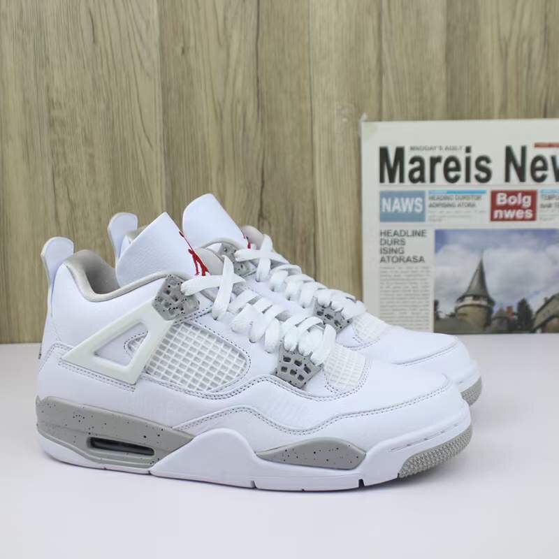 Giày sneaker air jordan 4 white/red/grey