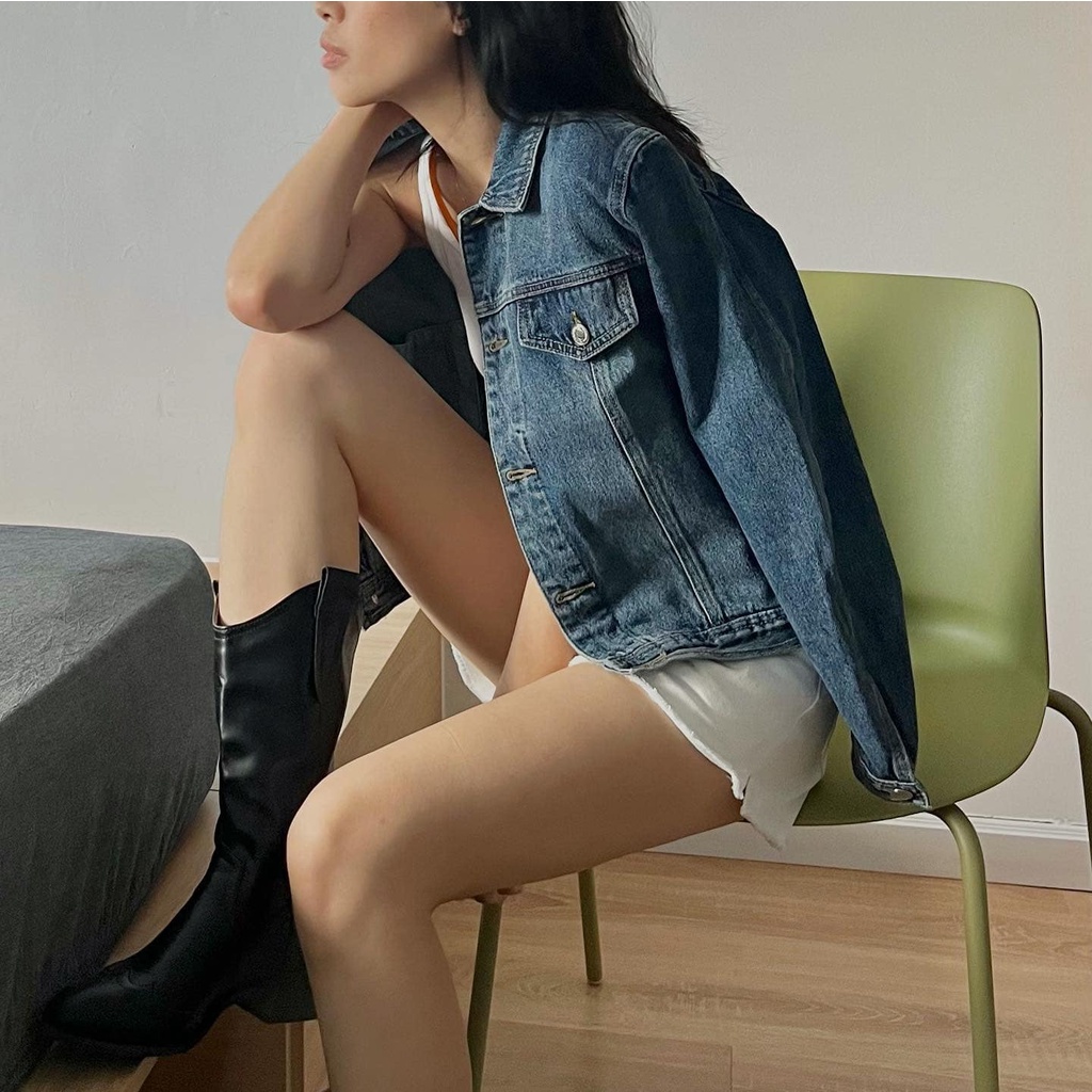 TheBlueTshirt - Áo Khoác Jeans Nữ Màu Xanh Đậm - Blue Dream Jean Jacket - Century Wash