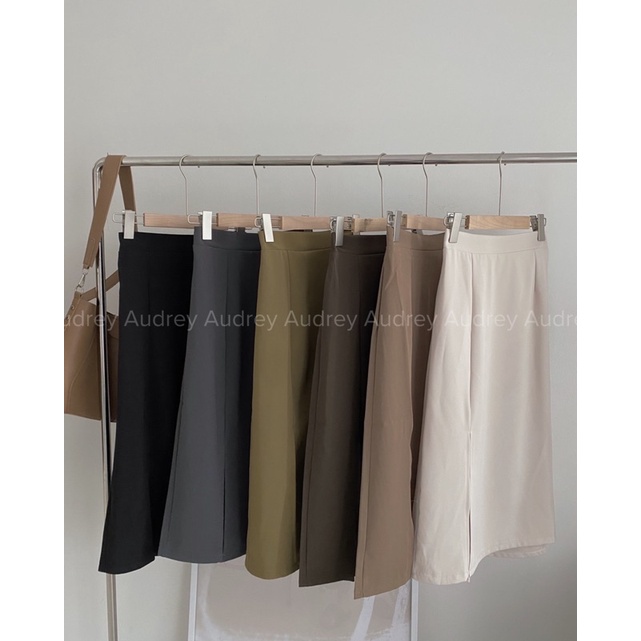 CV699 Chân váy bút chì midi xẻ tà chất lụa AUDREY