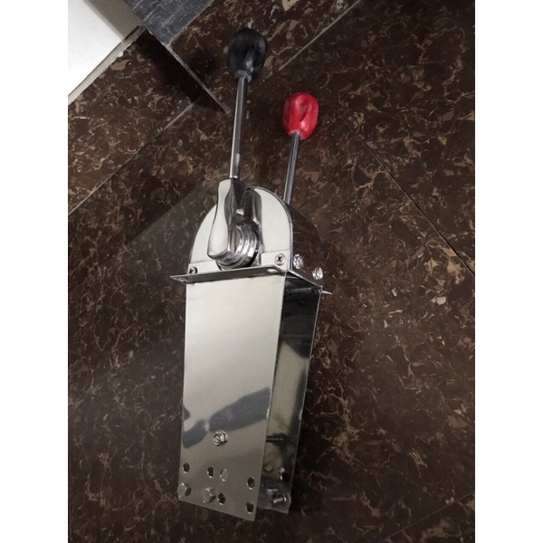 Tay ga số tàu  biển. inox