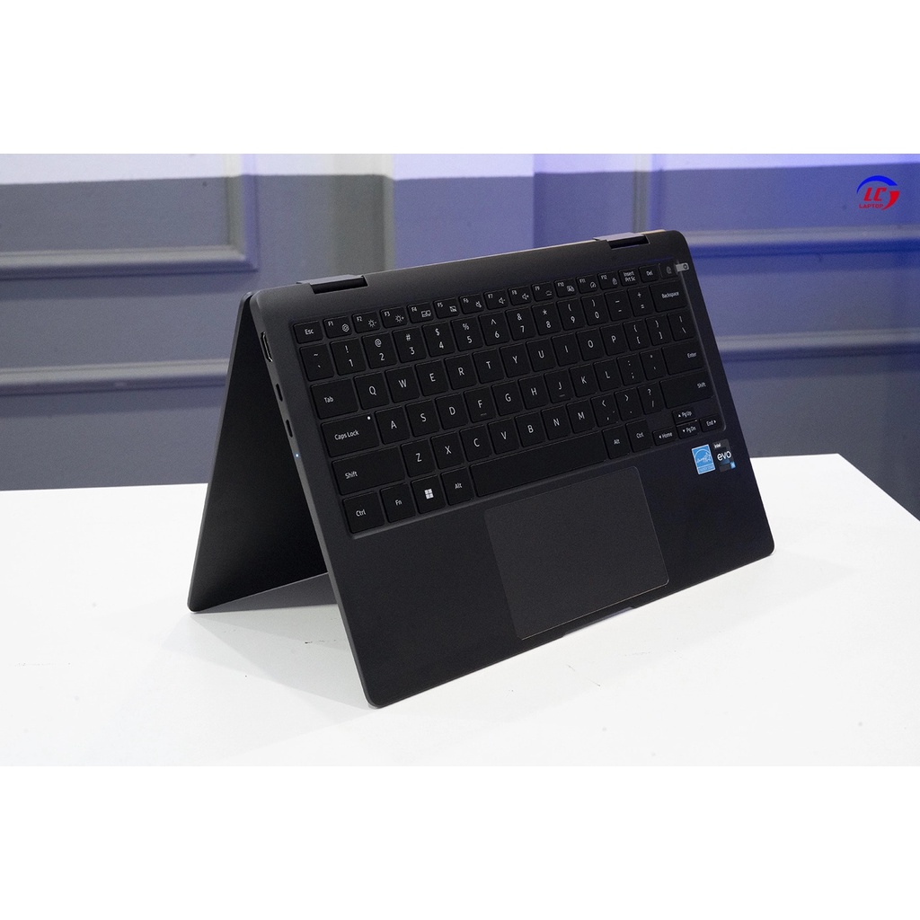 Laptop Samsung Galaxy Book 2  2in1 Xoay Gập