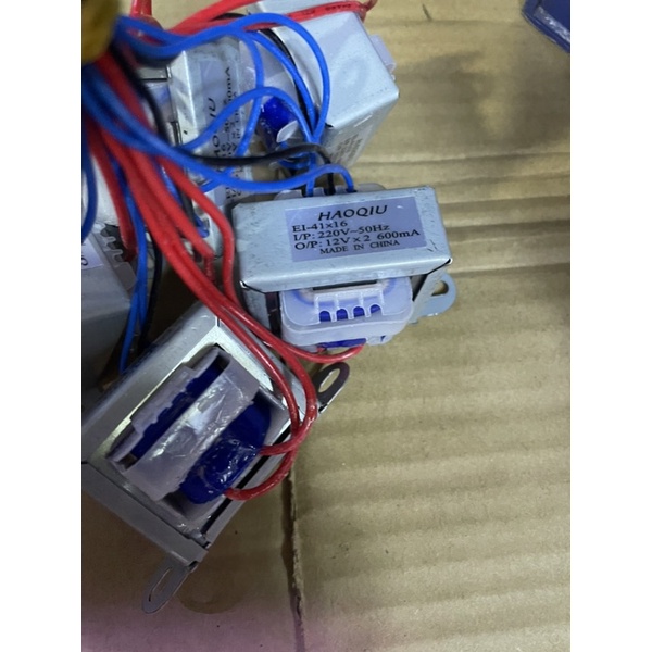Biến áp 12V đối xứng 600mA