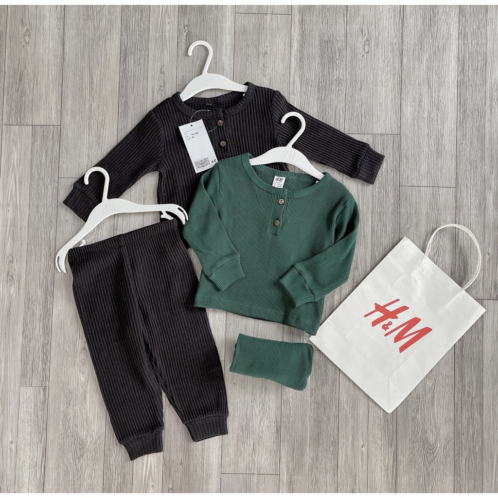 BỘ TỔ ONG HM BÉ TRAI 18m-6y 2 MÀU GHI XANH RÊU