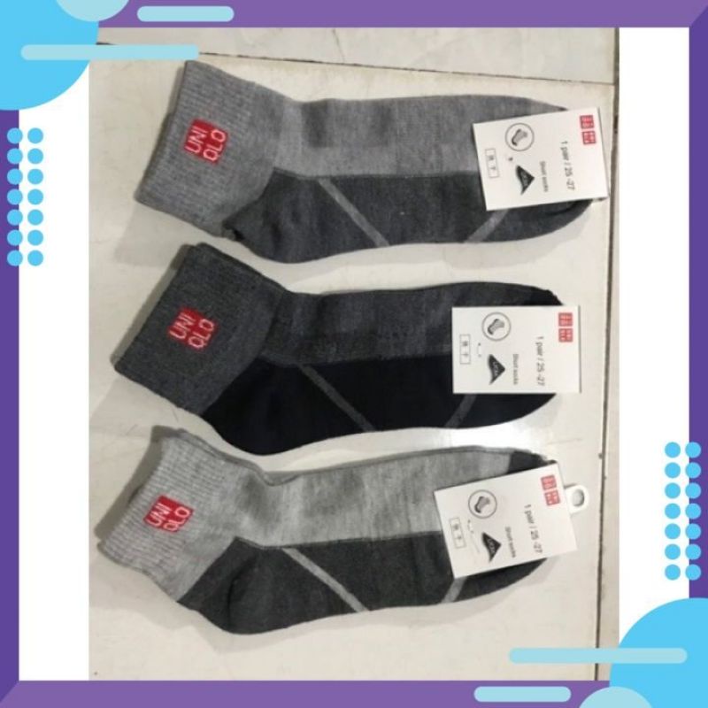 Tất nam cổ trung Uniqlo hàng xuất Nhật