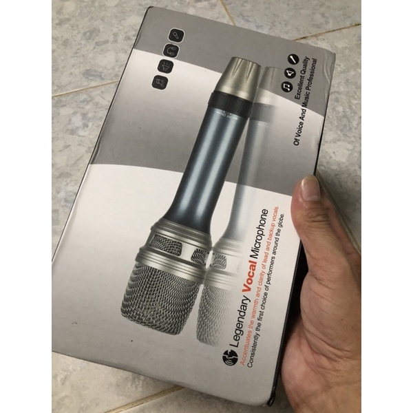 Micro karaoke có dây Shure TA-100