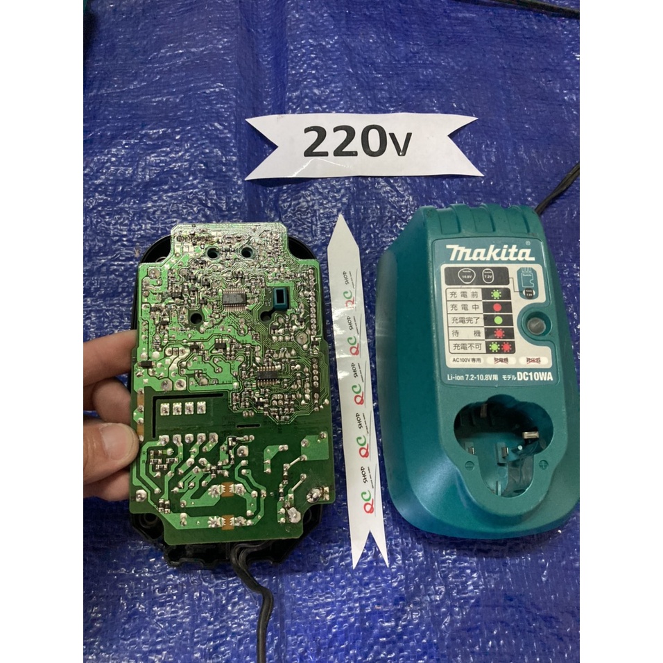 QC sạc makita DC10WA