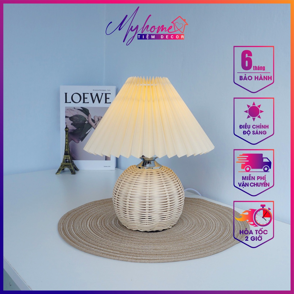 Đèn ngủ để bàn siêu đẹp cắm điện trang trí phòng ngủ MY HOME đế mây chao vải xếp ly nhiều màu sắc DN003