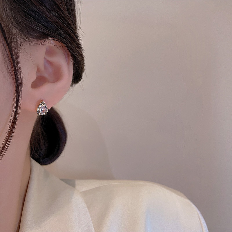 Bông Tai Mạ Bạc 925 Hình Trái Tim Đính Đá Zircon Sang Trọng
