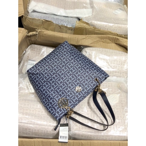 Túi tommy dáng tote