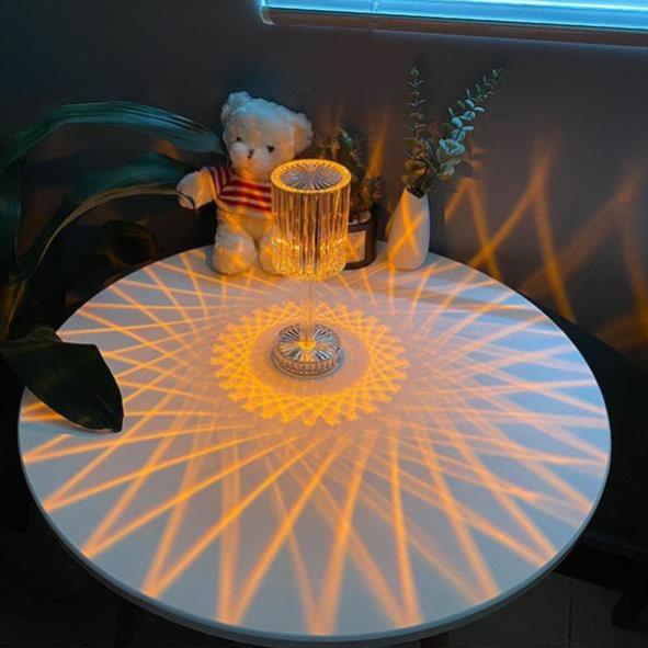 Đèn ngủ pha lê để bàn, deco phòng ngủ, phòng làm việc, phong cách Châu âu lãng mạng, hiện đại, mẫu n