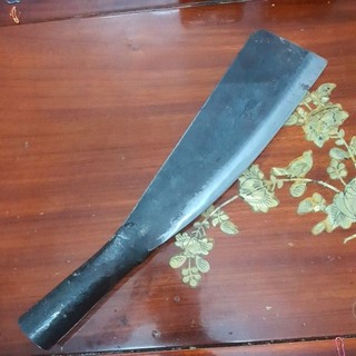 Dao chặt xương, chặt củi chặt tre,