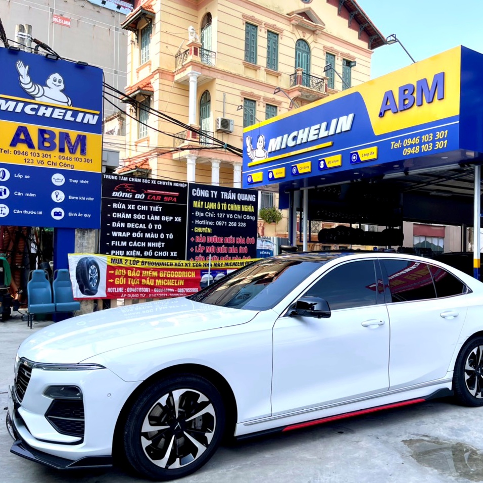 Lip hông,  líp sườn VinFast Lux Mẫu độ thể thao