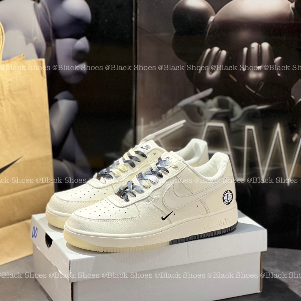 Giày_𝐍𝐈𝐊𝐄 Trắng Âm Dương Nam Nữ,AF1 Brooklyn,Giày Air Màu Trắng Chữ B Hàng Cao Cấp, Giày Air Force 1 Màu Be Sữa