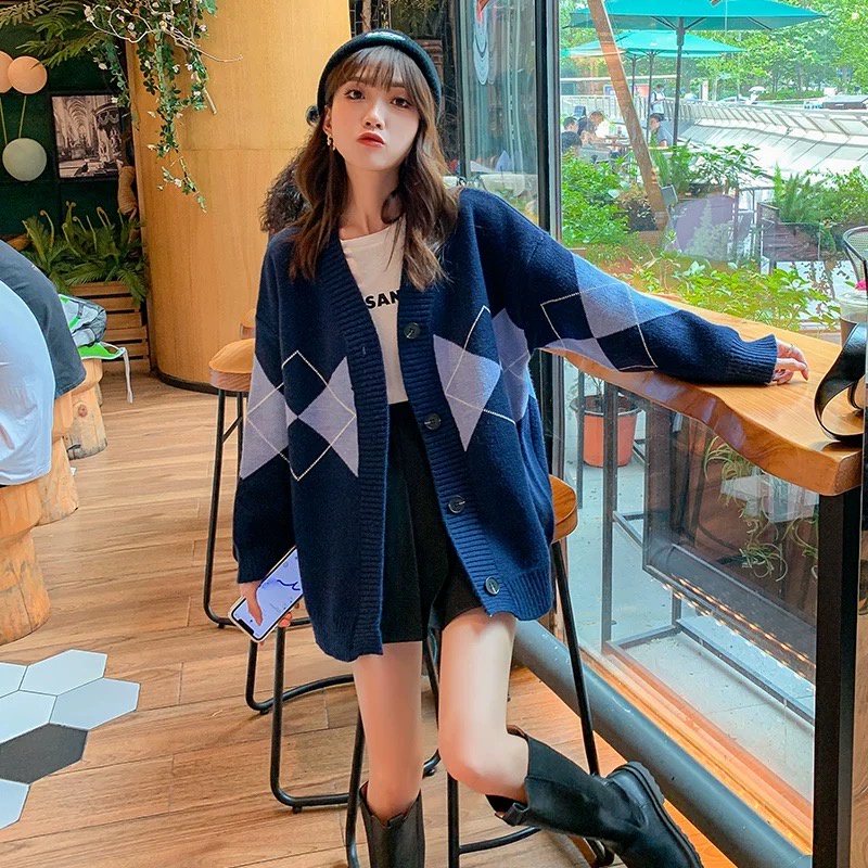 Áo cardigan Forgirl len thổ cẩm phối kim cương hoạ tiết thiếu nữ